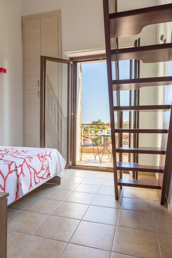 Villa Kristin 2 - 2Min Walk To Great Sandy, Shallow Beach Nikiti  Ngoại thất bức ảnh