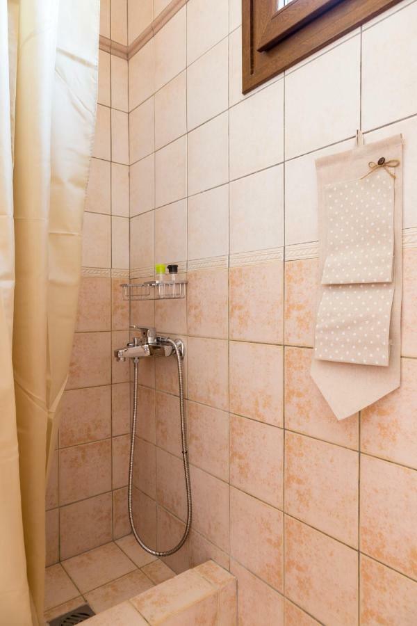 Villa Kristin 2 - 2Min Walk To Great Sandy, Shallow Beach Nikiti  Ngoại thất bức ảnh