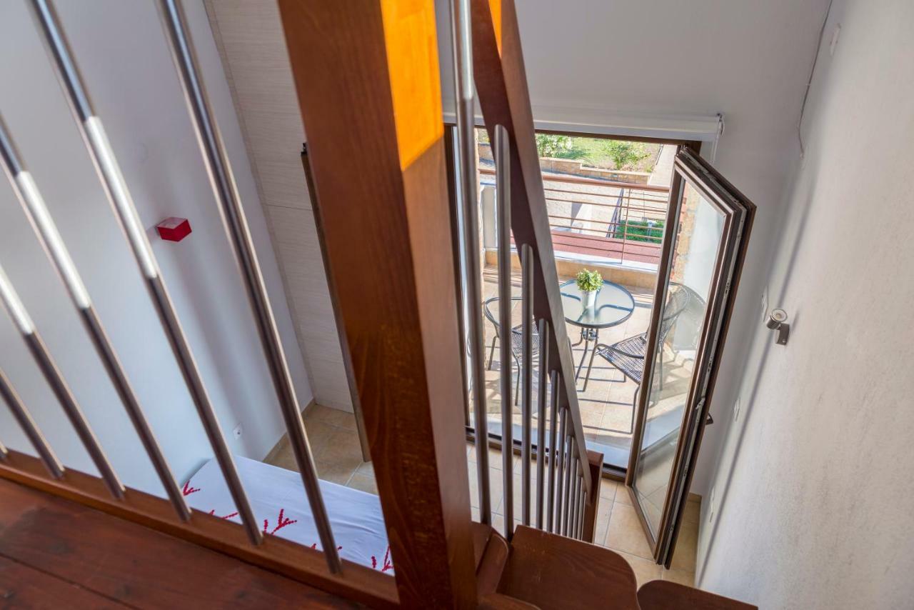 Villa Kristin 2 - 2Min Walk To Great Sandy, Shallow Beach Nikiti  Ngoại thất bức ảnh